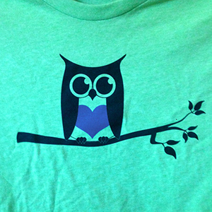 Owl with Heart T-shirt pring